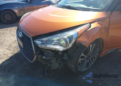 2016 Hyundai Veloster Turbo z USA, uszkodzony, nr VIN KMHTC6AE9GU278914